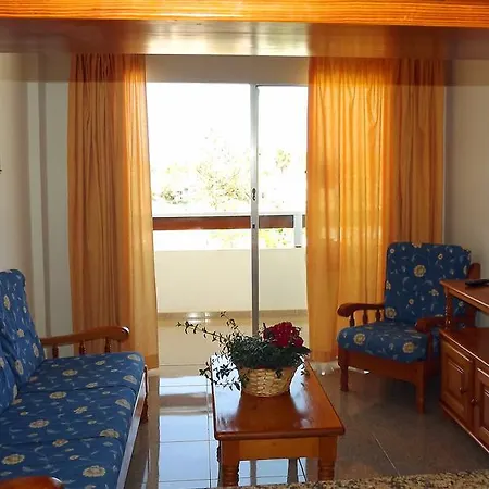 Camelias Apartment