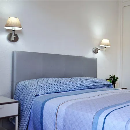 Camelias Apartment