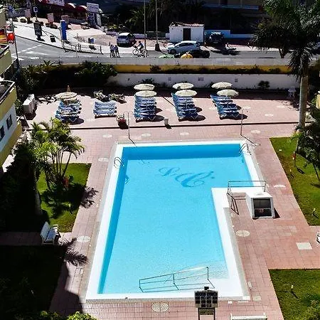 Camelias Apartment *