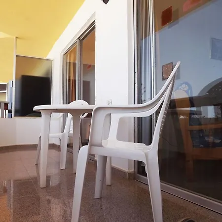 Camelias Apartment