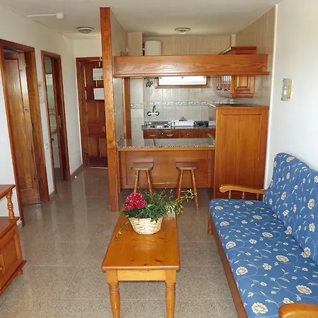 Camelias Apartment