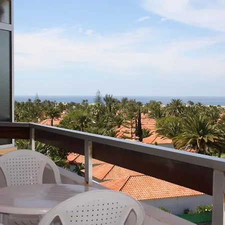 Camelias Apartment *